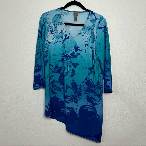Chico's Tops - Easywear By Chico’s Blue Floral Ombré Asymmetrical Hem‎ Tunic Women’s Large 2